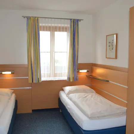 Hotel Gaestehaus Der Lk-technik Mold