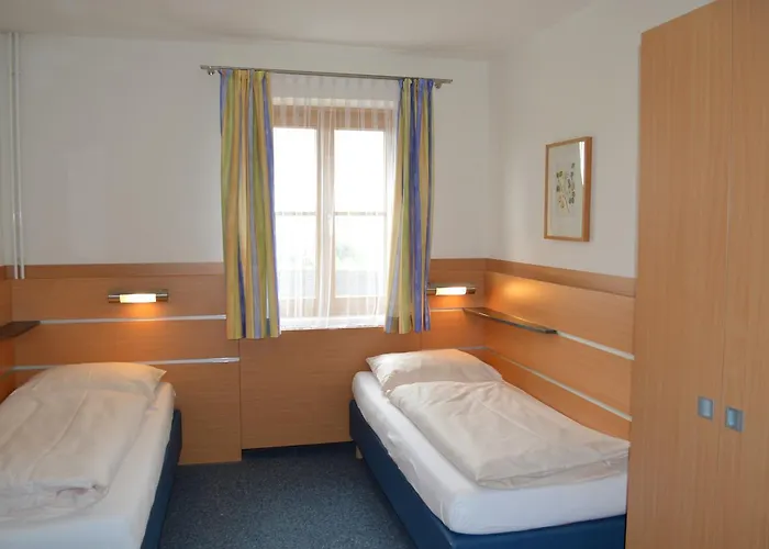 Hotel Gaestehaus Der Lk-technik Mold