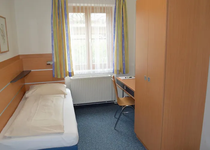 Gaestehaus Der Lk-technik Hotel Mold